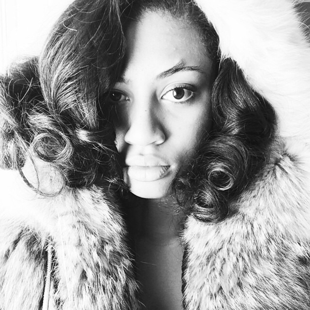 Meet your Posher, Theo